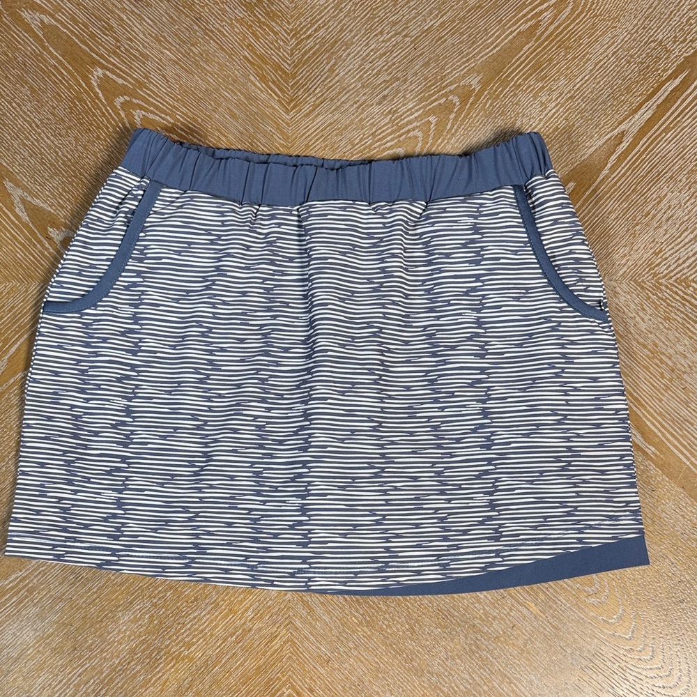 TURTLES & TEES Blue and White Striped Golf Tennis Skort XL